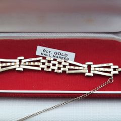 9ct gold vintage gate bracelet