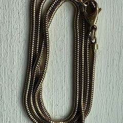 9ct solid gold necklace free register post