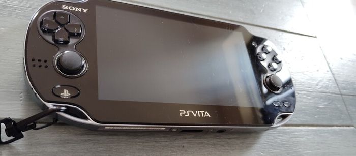 Psvita 1004 Oled Modded Henkaku 128gb Original Charger Excellent