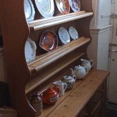 Pine Dresser