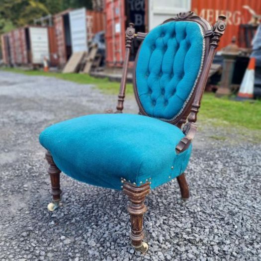 Button Back Nursing Chair KAS1352