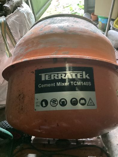 cement mixer