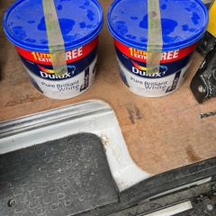 Dulux elephant breath color 2x11l
