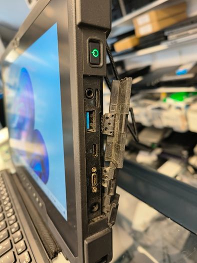 DELL Latitude 7220 Rugged Extreme Tablet with Keyboard, Intel Core i7-8665U 16GB 500GB SSD Windows 11 Pro TOUCH