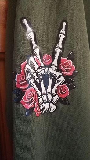 Women's sweatshirts size L