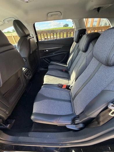 Peugeot 5008: Price Drop! 1k off! Only 110k km!