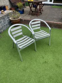 Garden  chairs