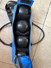 Indoor bowls