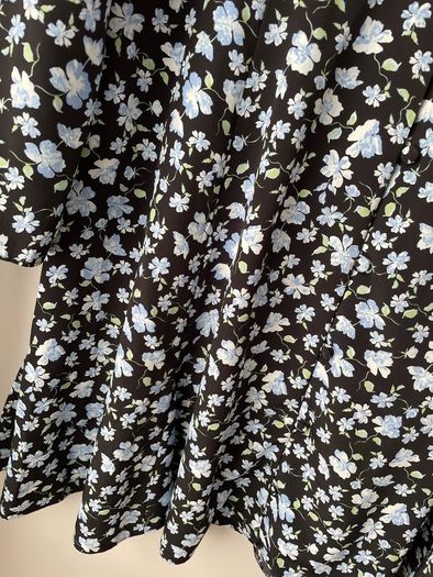 Floral print ladies dress size 16 New without tags