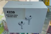 Apple AirPods Pro 3 with Live Translation