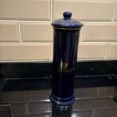 Pasta holder