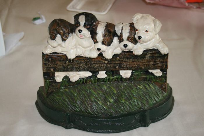 Cast iron Puppies doorstop