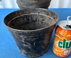 20 black plastic flower pots
