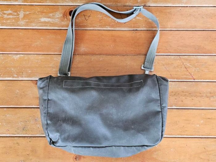 Vintage 1970s Swiss Army Military Issued Utility Shoulder bag Gas Mask Bag Collectable Militaria