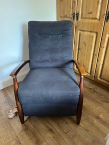 reclining armchair