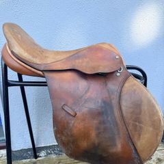 Berney 18 inch Showjumping Saddle