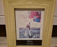 Wooden photo frame 13 x 18 cm