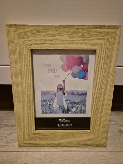 Wooden photo frame 13 x 18 cm