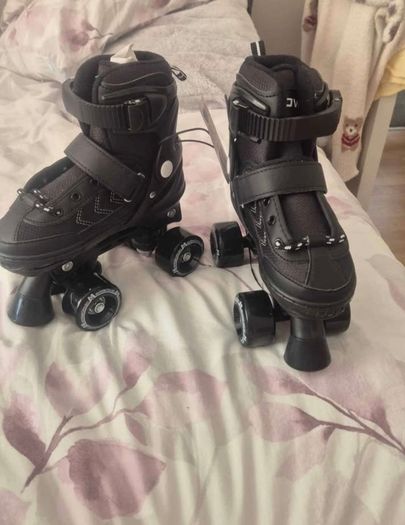 kids rollerskates
