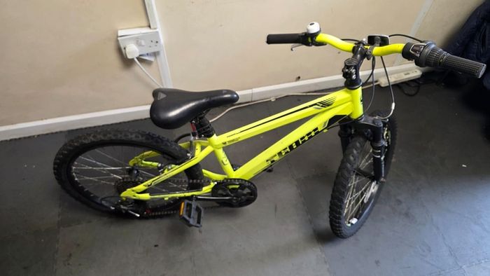 20inch Kids Mountain Bike  Great Condition