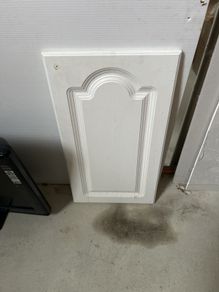 Kitchen unit door