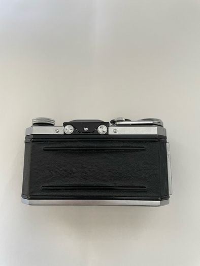 Edixa Reflex SLR film camera (Waist Level View Finder) camera only