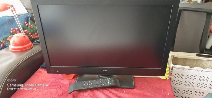 TV flat old
