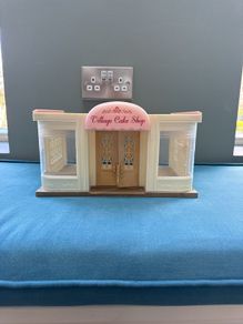 Sylvanian Village Cake Shop