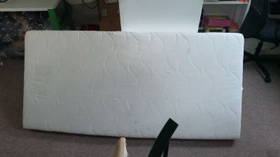 Single mattress