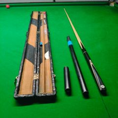 snooker cue