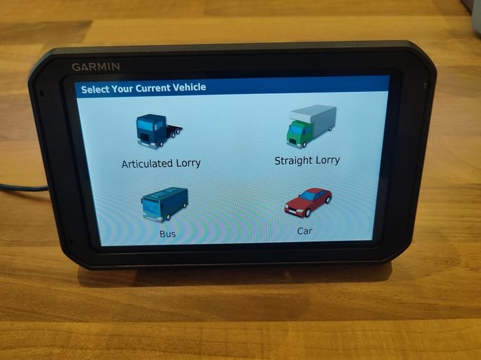 Garmin dezlcam 785 HGV sat nav - Dashcam - Europe 2027 map + Eircodes