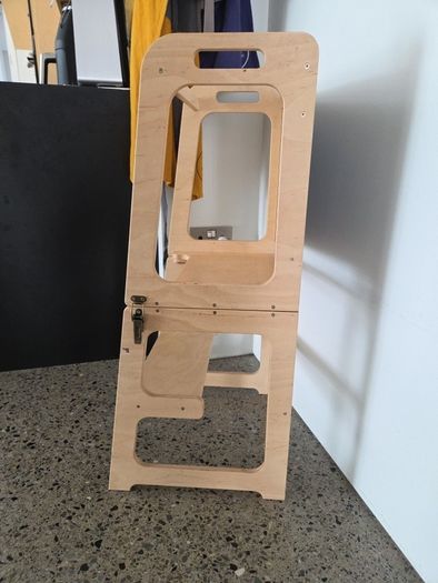 Montessori Tower