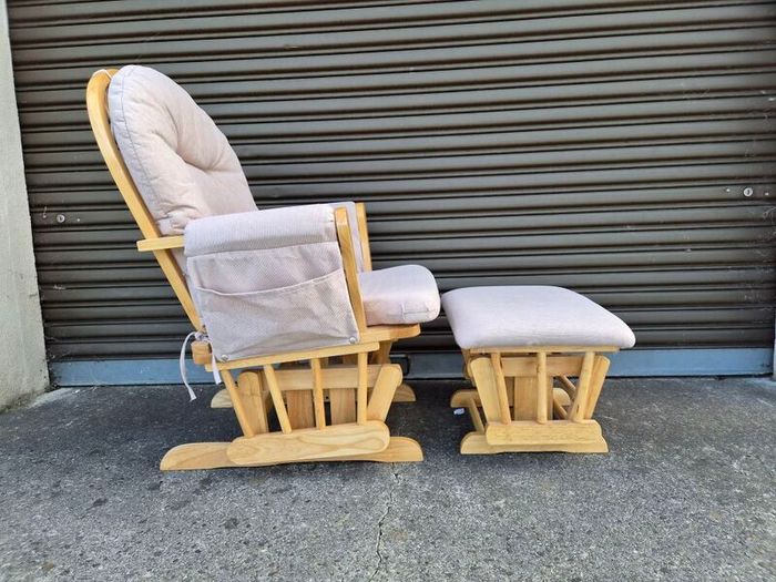 Babylo Rocking Chair Nursery