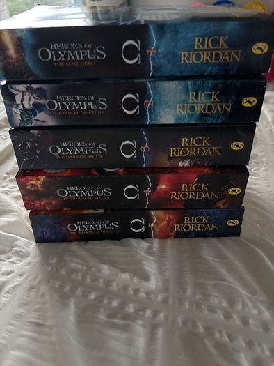 Rick Riordan