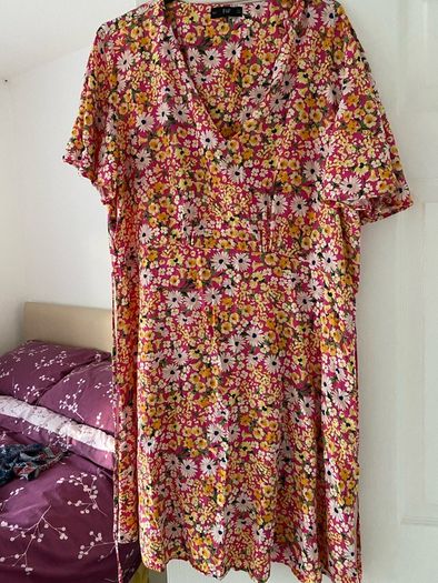 Fabulous coloured Dress Size 22