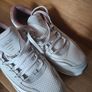women's Skechers. UK6/EUR 39 Image 6