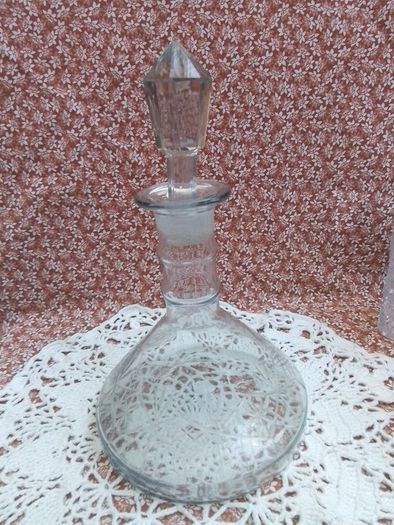 Flat Bottom Cut Glass Decanter