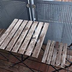 Balcony table and chairs