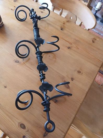 Heavy Duty Vintage Wrought Iron Six Bottle Wall Hanging Wine Rack