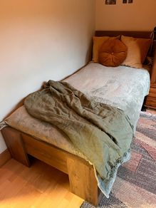 Single bed
