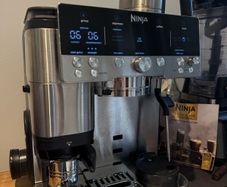 Ninja Luxe cafe Premier Espresso machine.