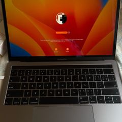 macbook pro 13 2019