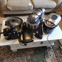 Kitchen Appliance Clearance Lot