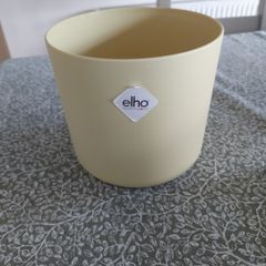 Plant pot