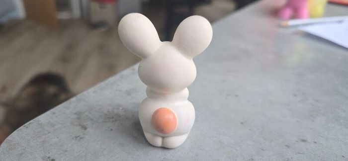 Vintage Pet Rabbit Hopsalot Strawberry Shortcake Pet of Apricot Doll same era as MLP G1 My Little Pony