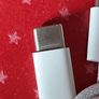 Genuine Apple cable Image 2