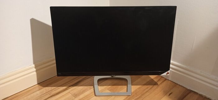 monitor Philips 24"