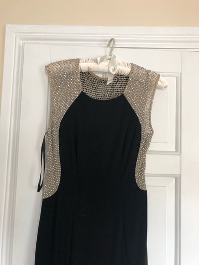 Stunning Black/Silver evening/cocktail Dress