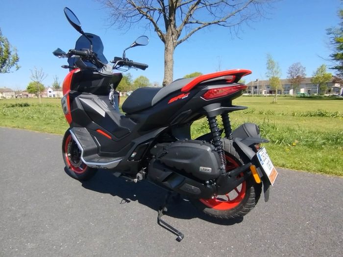 Aprilia sr gt 125cc 2025 (252)