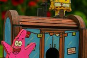 Krusty Krab bird house